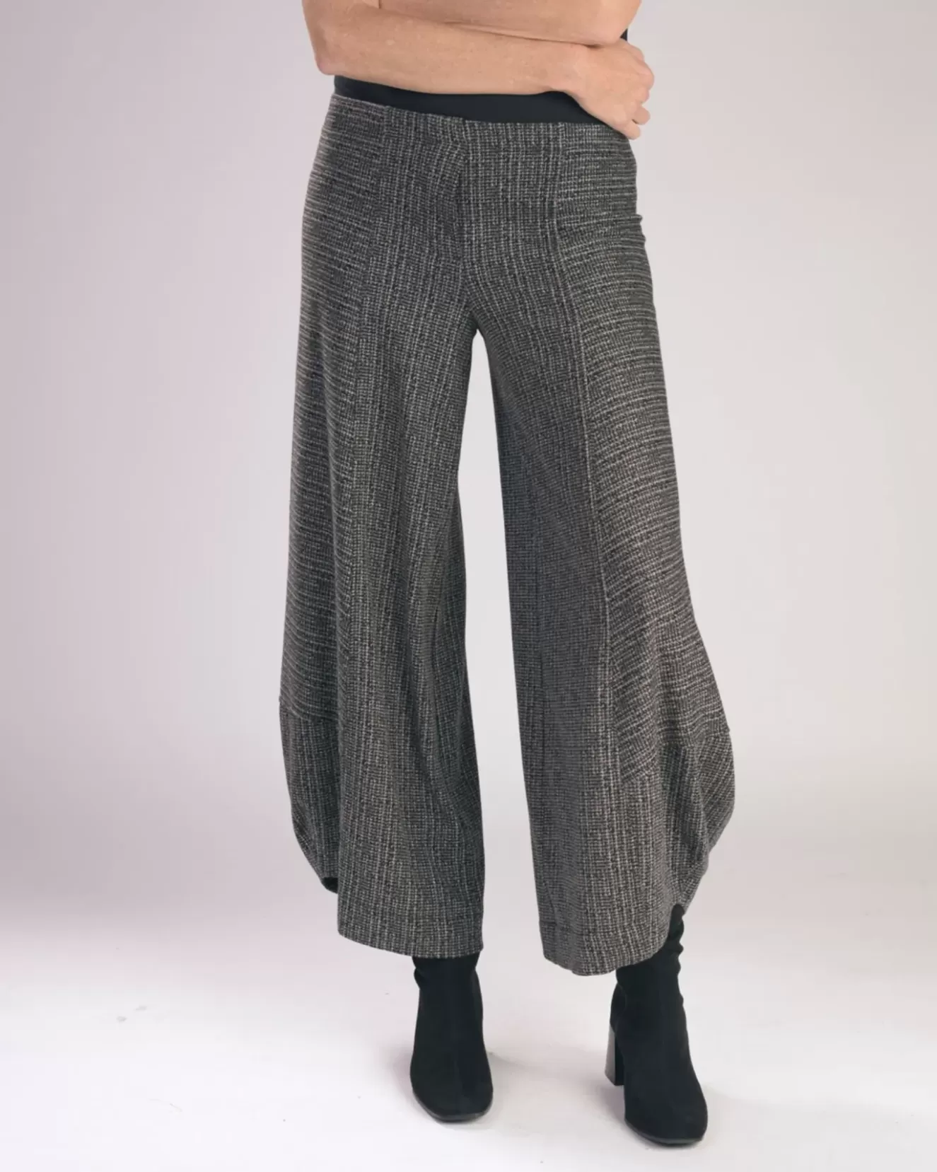 * Pants>Alembika. Punto Pant. Grey