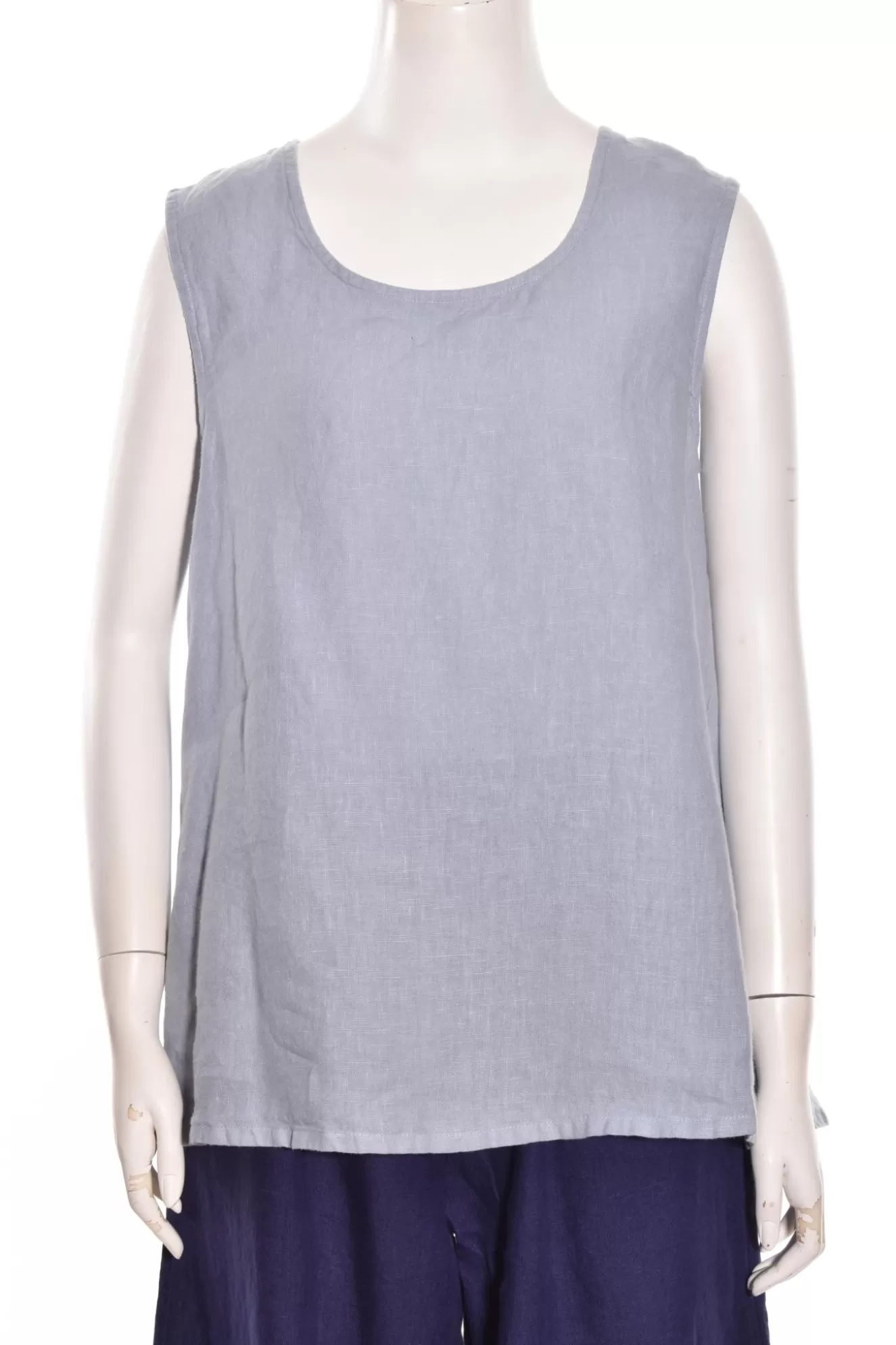 * Tanks>Bryn Walker. Huxley Tank In Lightweight Linen. Flight