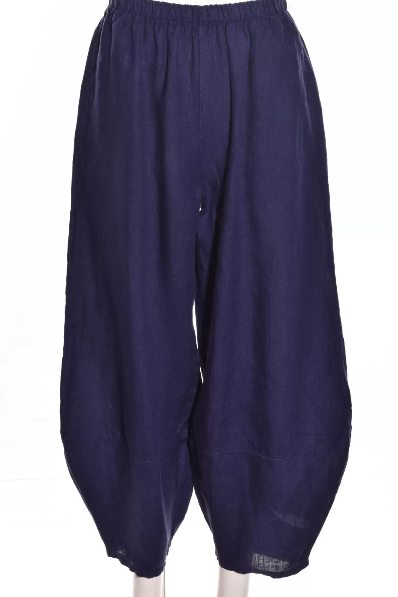 * Pants>Bryn Walker. Oliver Pant In Lightweight Linen. Tempest