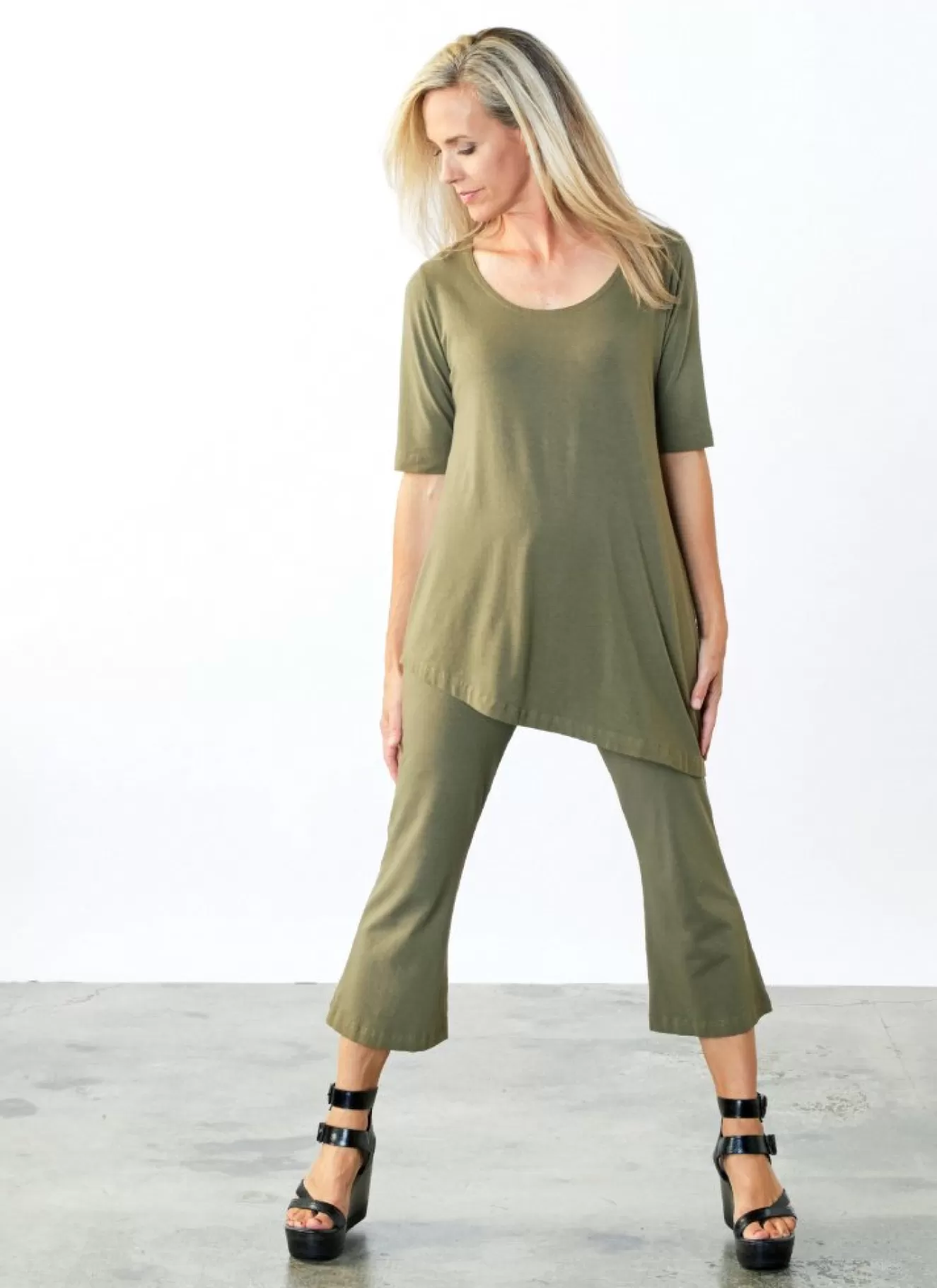 * Tunics>Bryn Walker. Una Tunic. Kombu