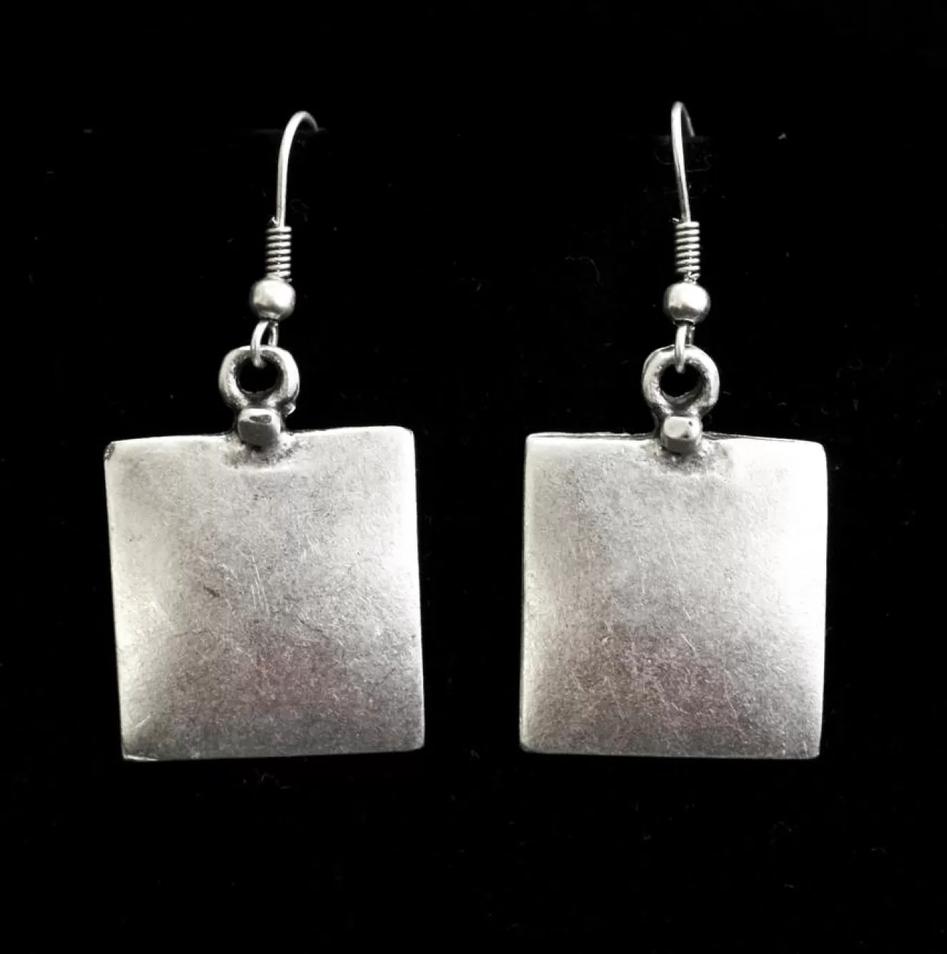 * Gifts>Chanour. Pewter Earrings. #4662.