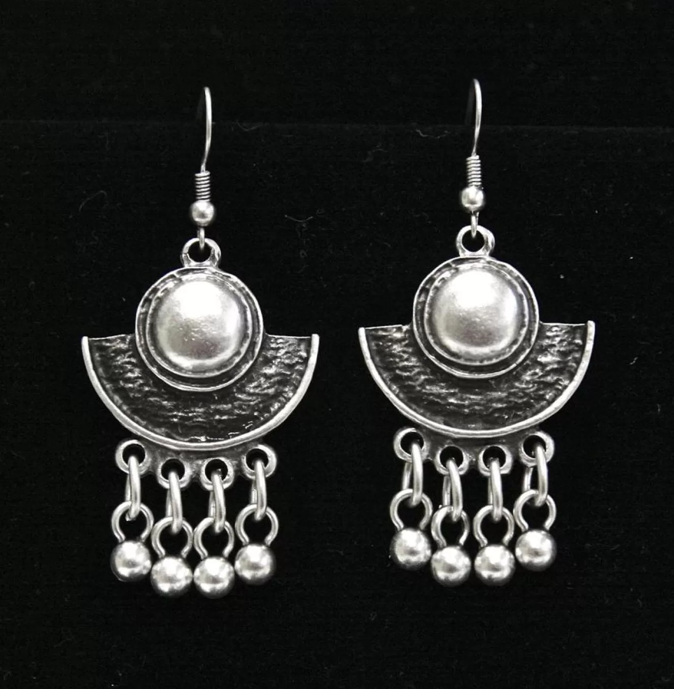 * Gifts>Chanour. Pewter Earrings. #5011.