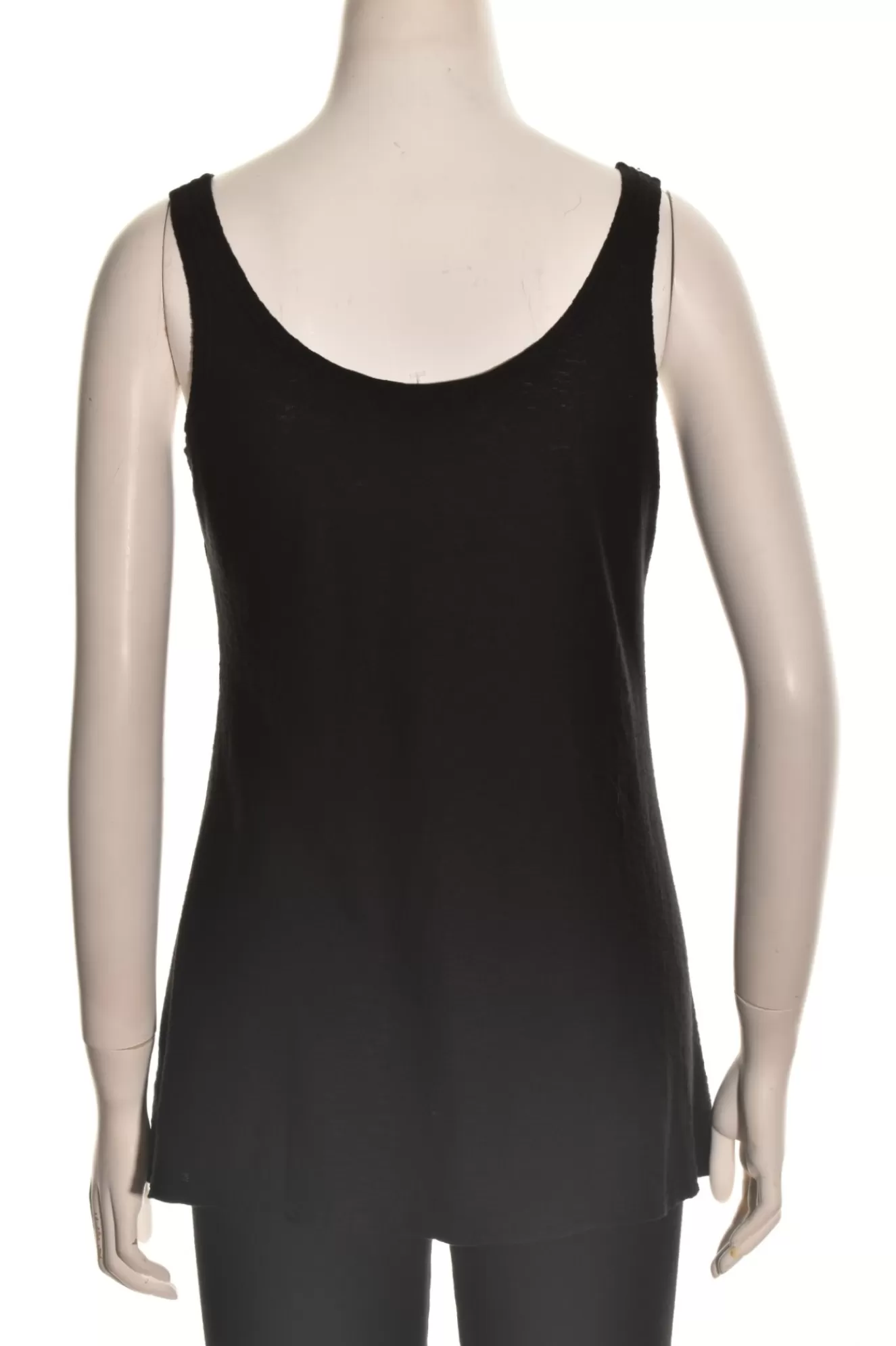 * Tanks>Cut Loose. A-Line Tank. Black