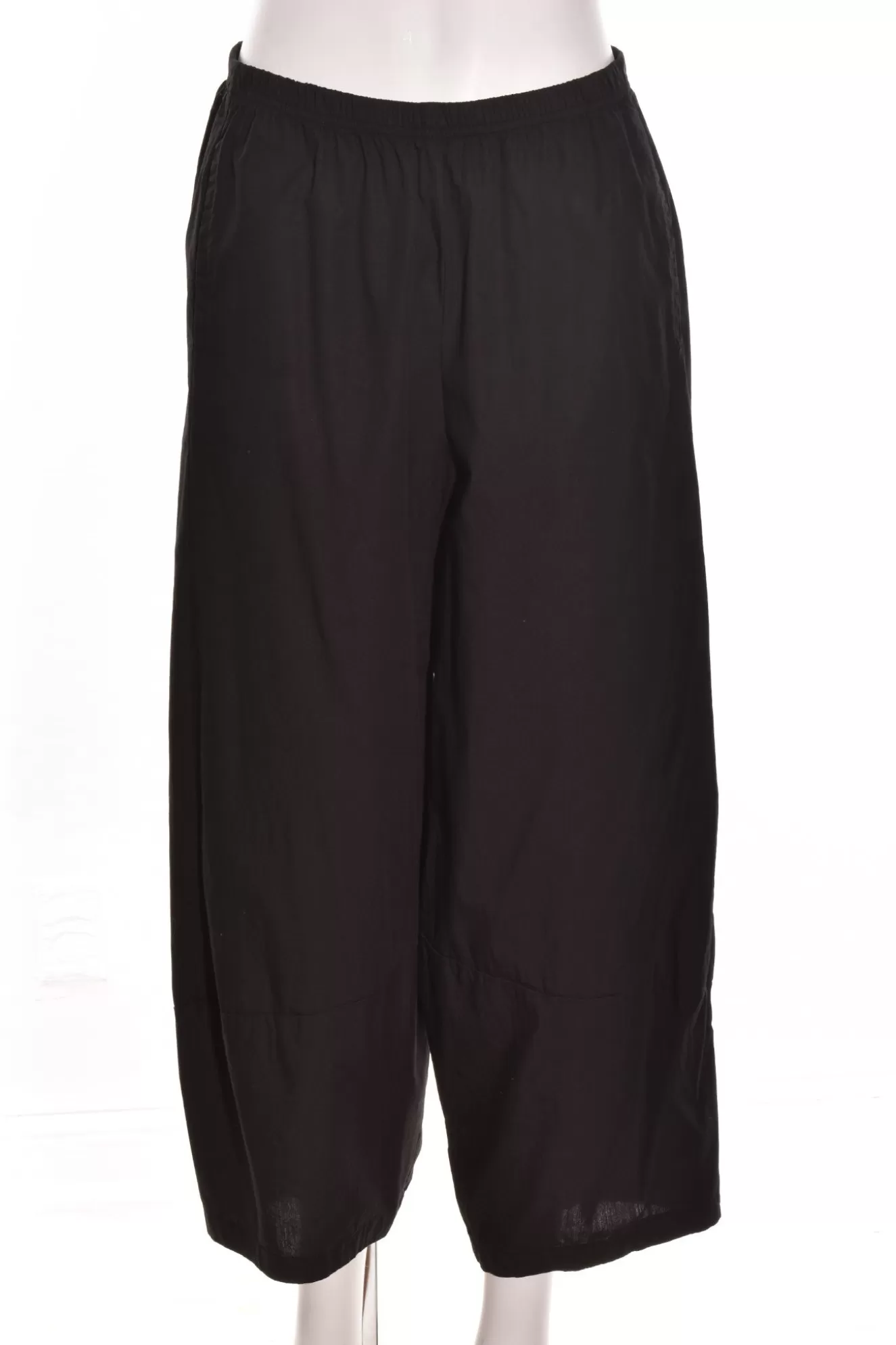 * Pants>Cut Loose. Lantern Pant Organic Cotton Poplin. Black-2