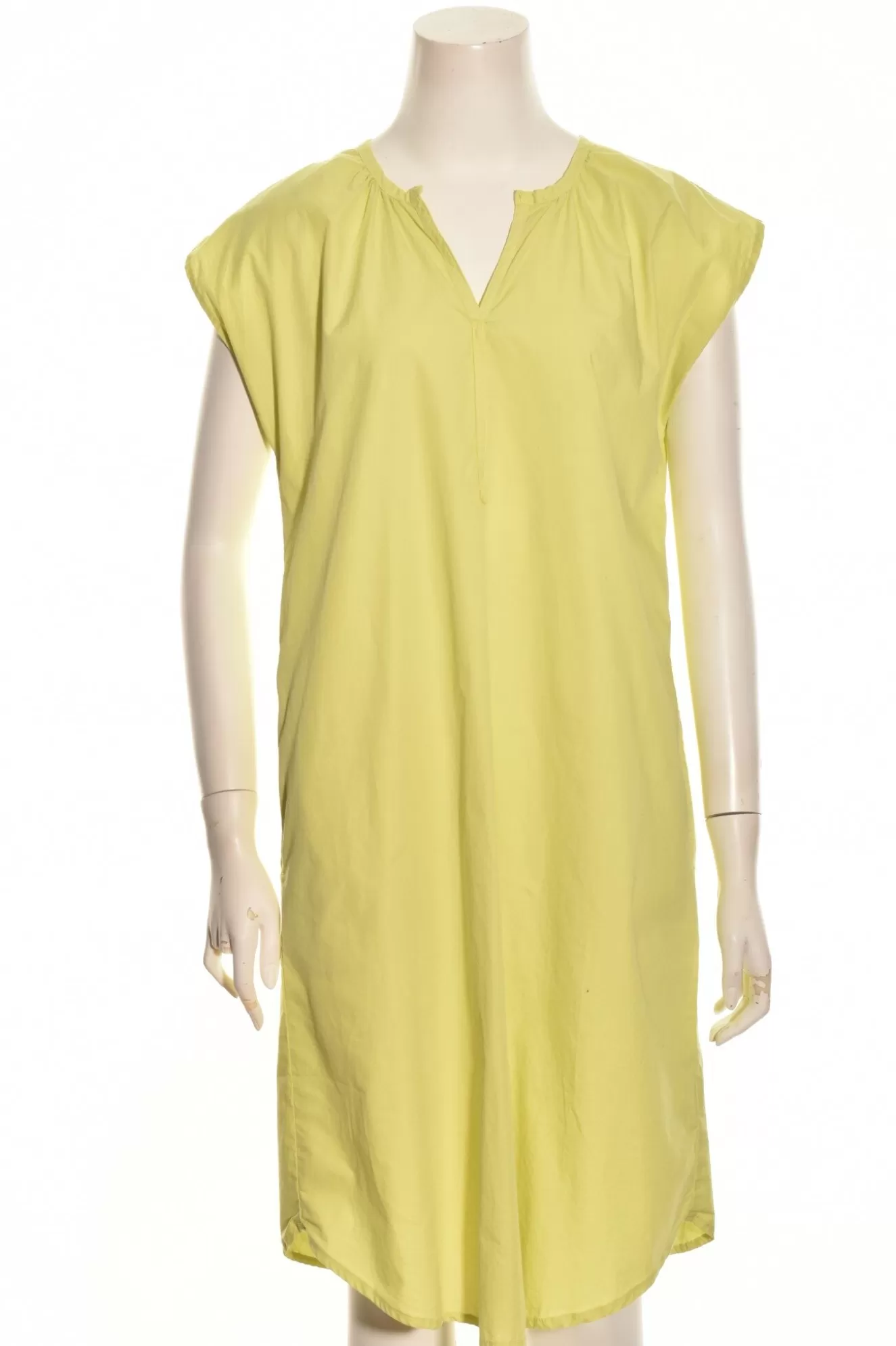 * Boutique-Style Dresses>Cut Loose. Organic Poplin Henley Dress. Shoot