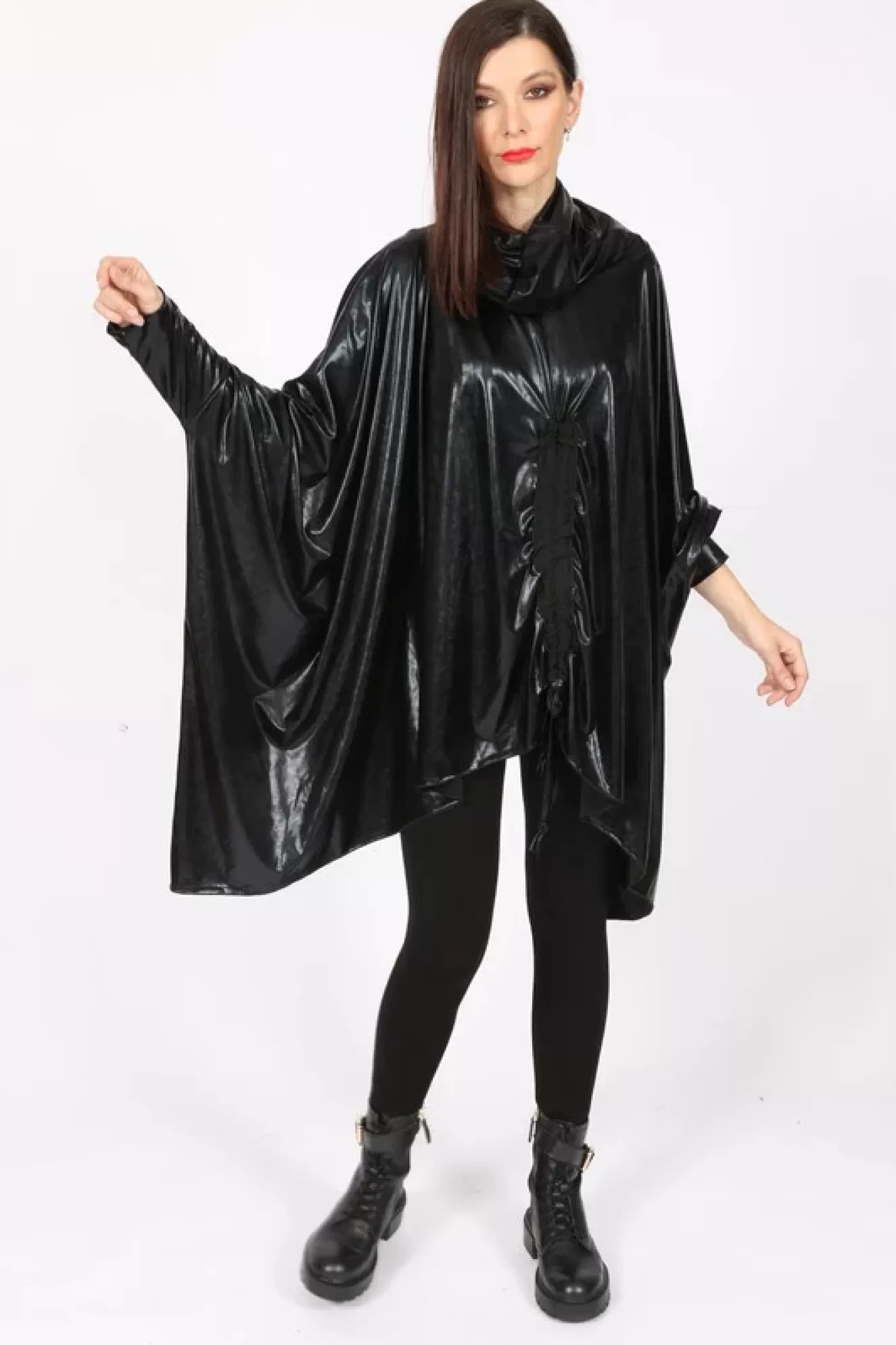 * Ponchos>Heydari. Jersey Top.