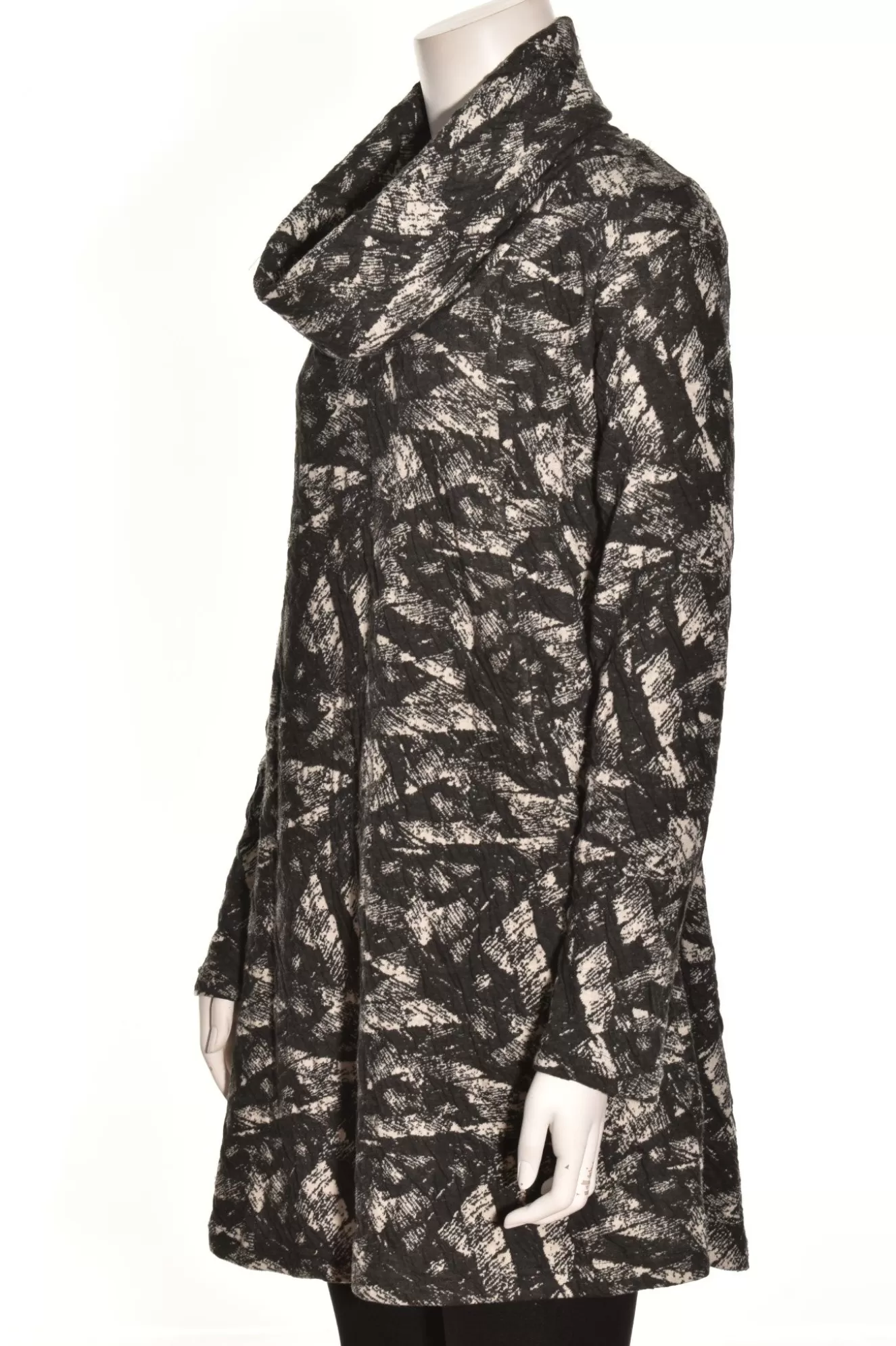 * Tunics>Komil. Jacquard Tunic. Charcoal