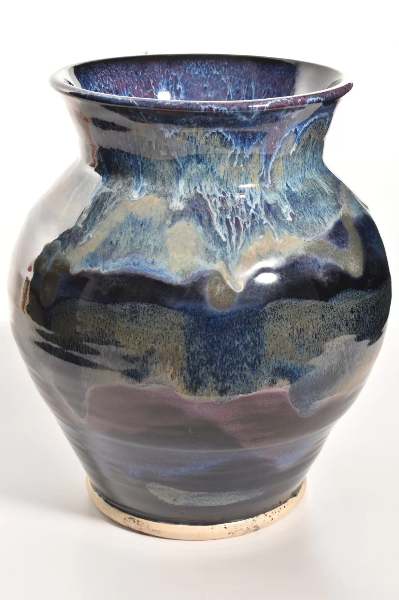 * Lea's Pottery>Lea's Pottery. Vase. #03353.