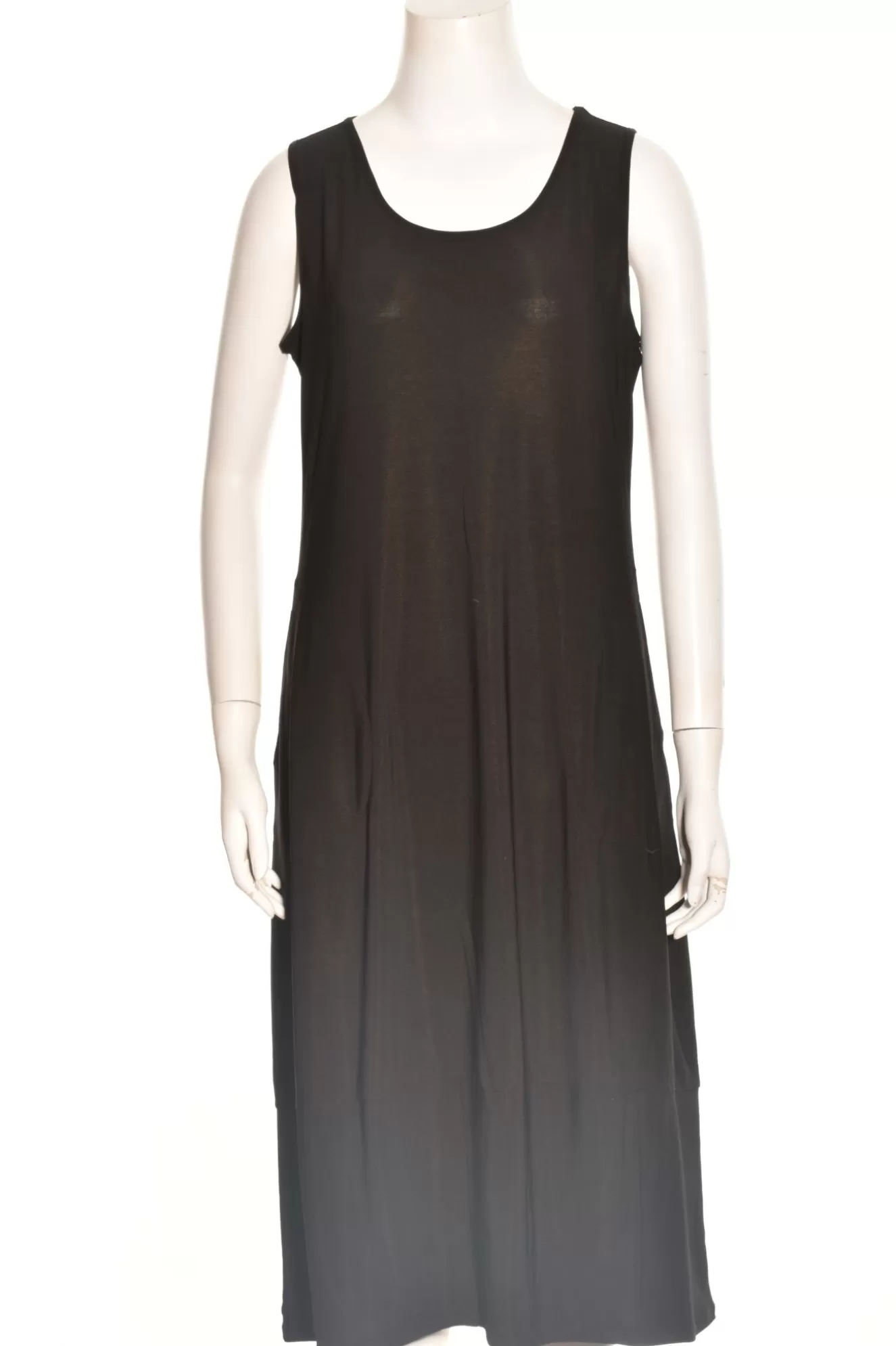 * Boutique-Style Dresses>Liv. By Habitat. Knit Sleeveless Dress. Black