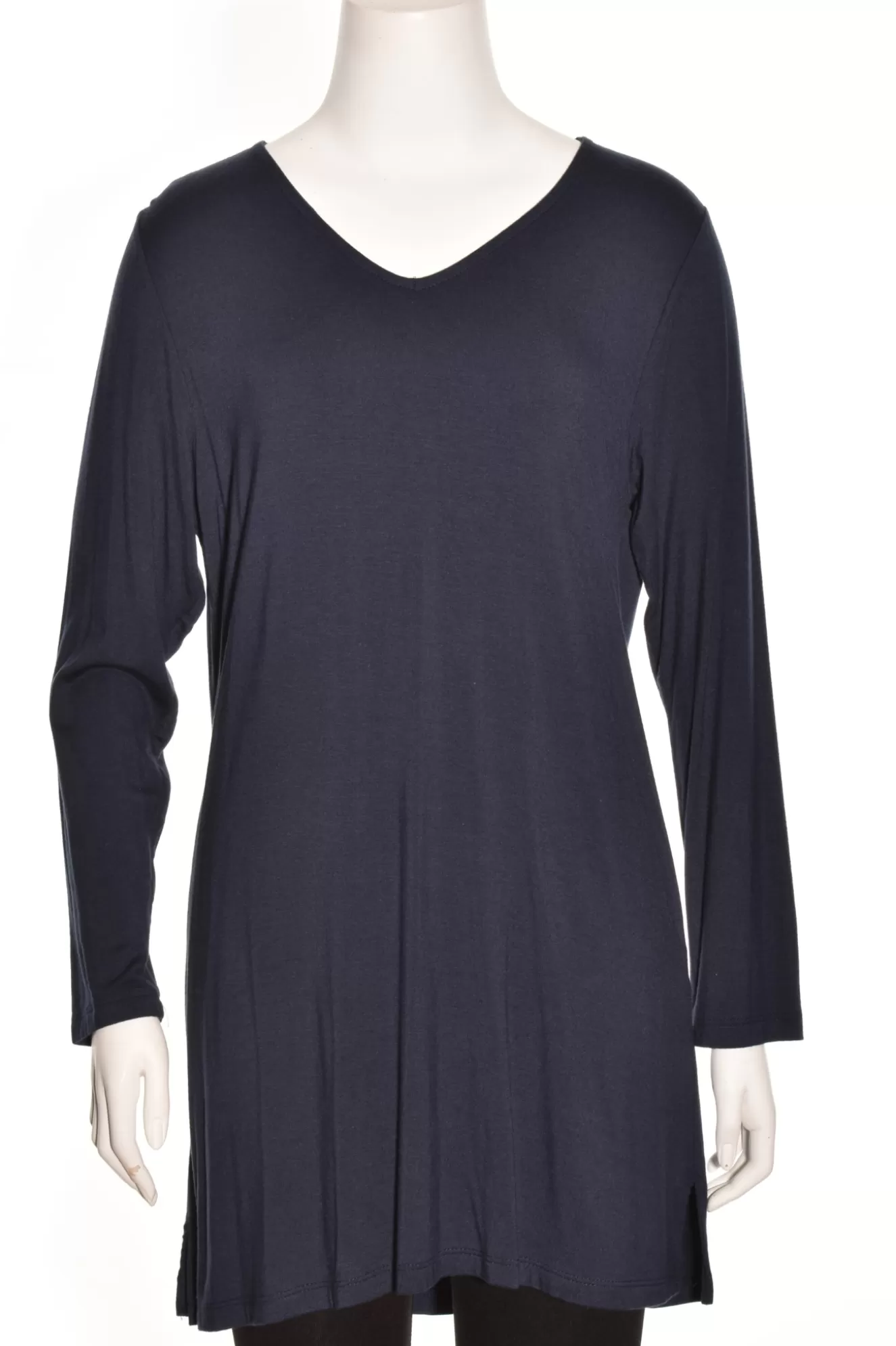 * Tunics>Match Point. V-Neck Tunic Tee Navy