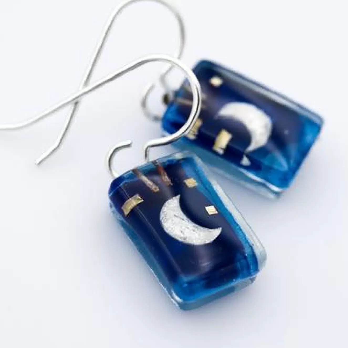 * Gifts>Momo. Earrings. Blue Moon Drops. Blue-Moon