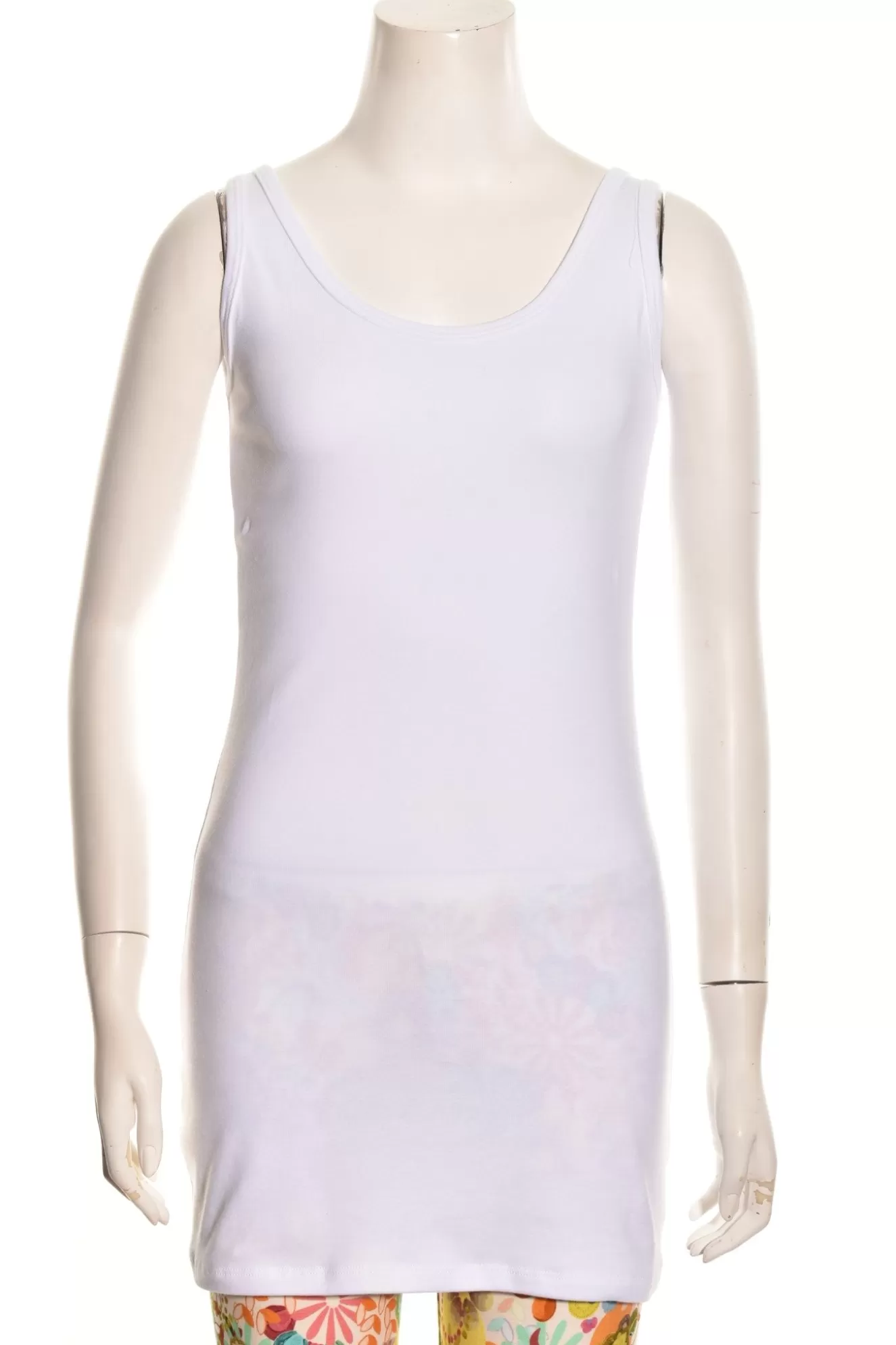 * Tunics>Necessitees. Tunic Length Tank. White