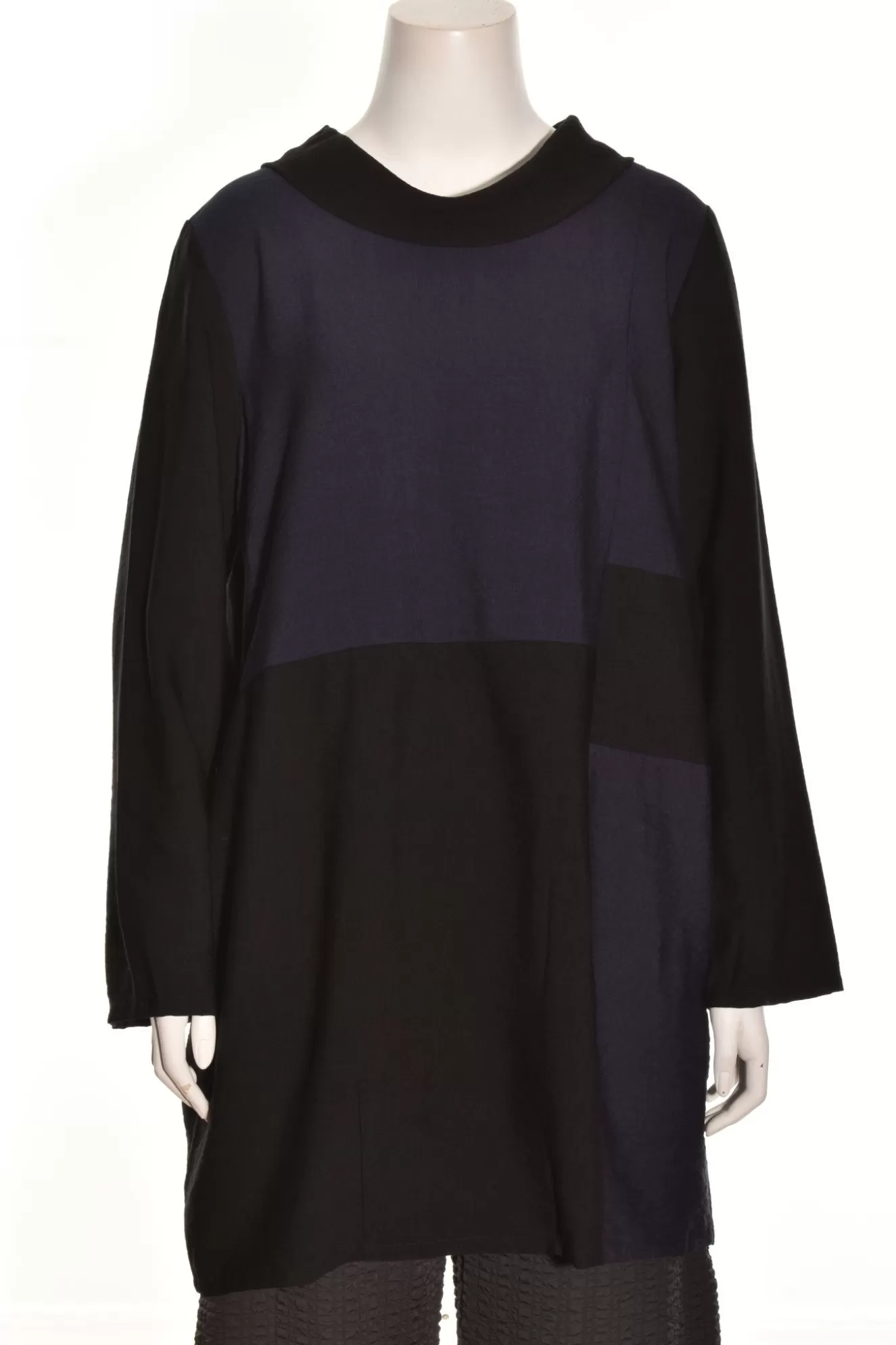 * Tunics>Niche. Chelsea Tunic. Black-Navy-Blue