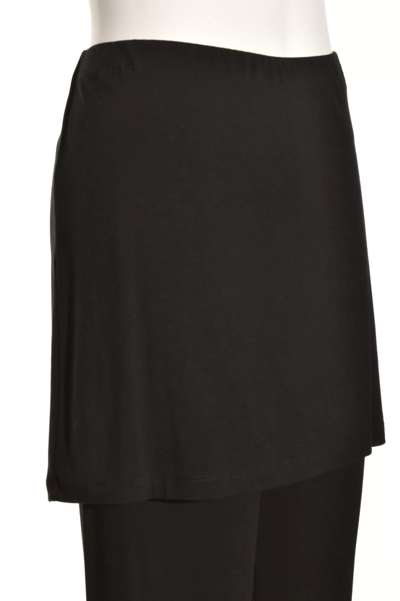 * Boutique Skirts>Pure Essence. Full Length Skirted Legging. Black