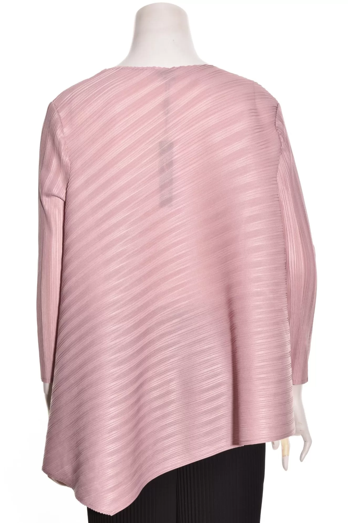 * Ponchos>Vanite Couture. Angled Three Quarter Sleeve Scoopneck Top.